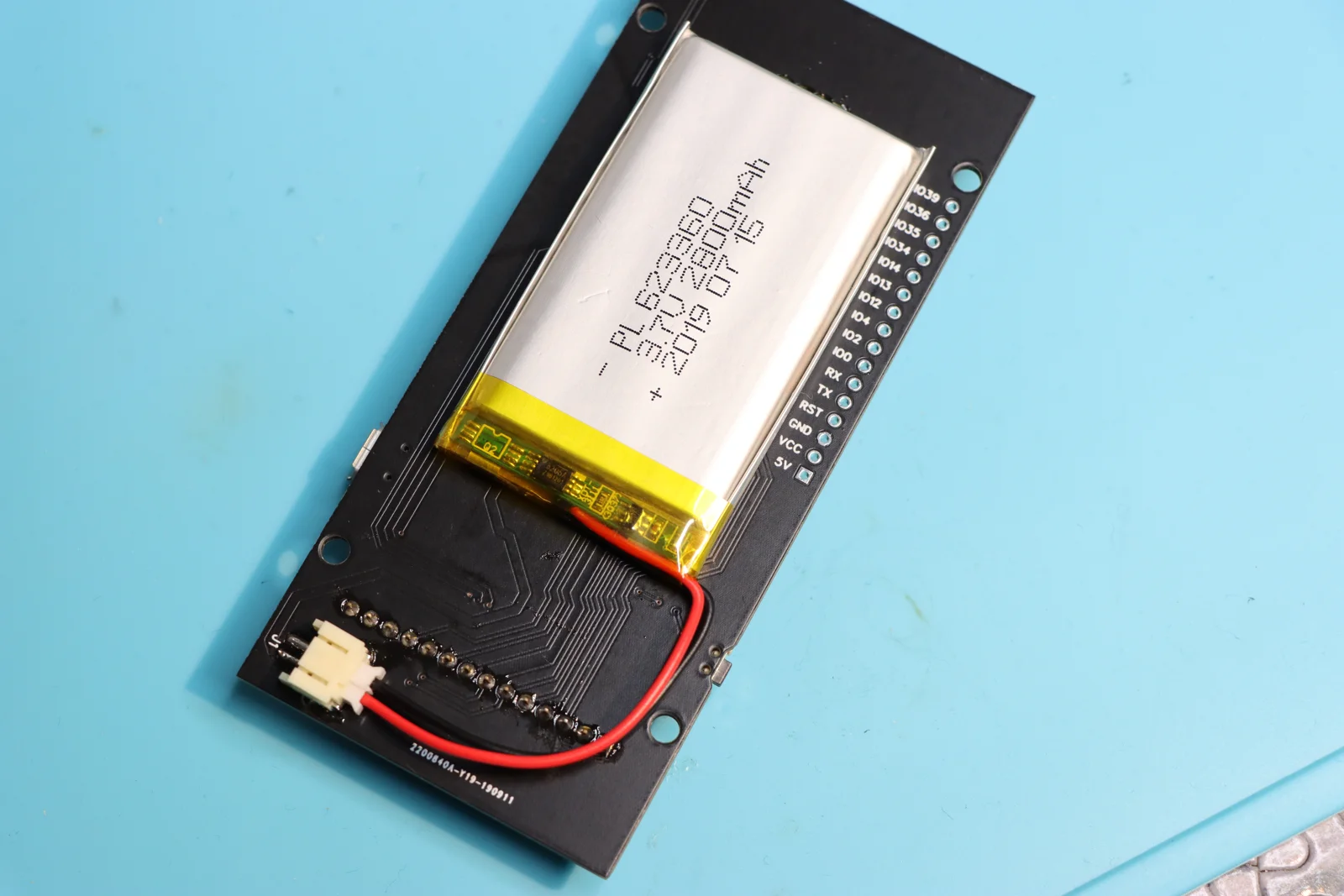 ESP32 Marauder: Wi-Fi and Bluetooth security toolkit photo 2